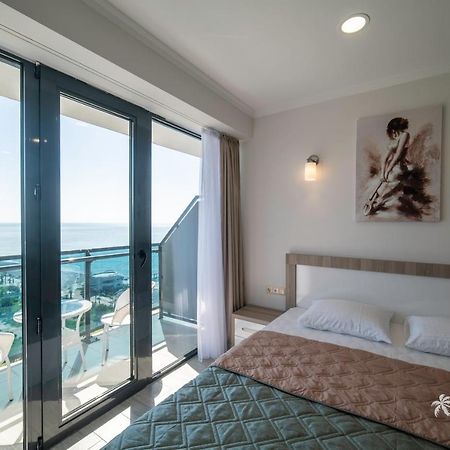 Sunshine Apartments Orbi Beach Tower Batumi Esterno foto