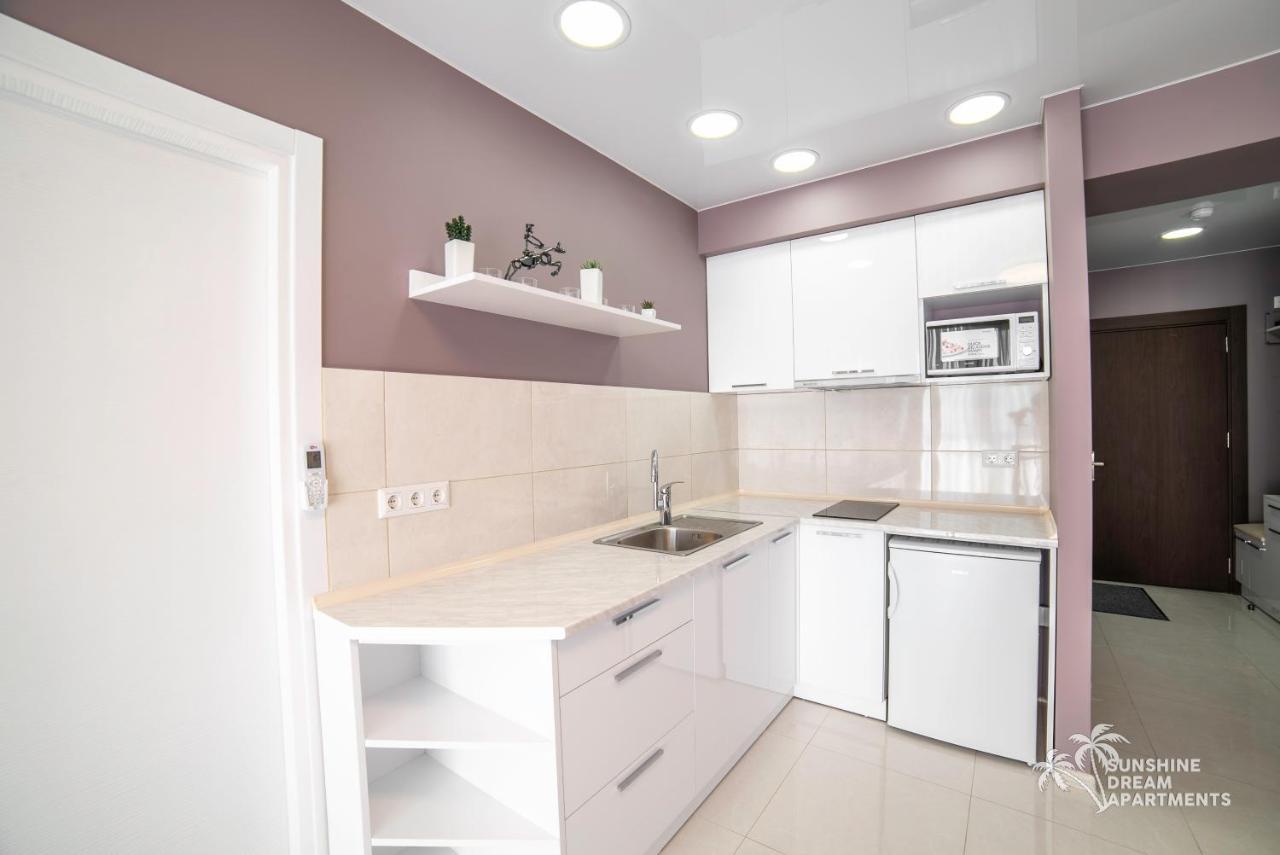 Sunshine Apartments Orbi Beach Tower Batumi Esterno foto