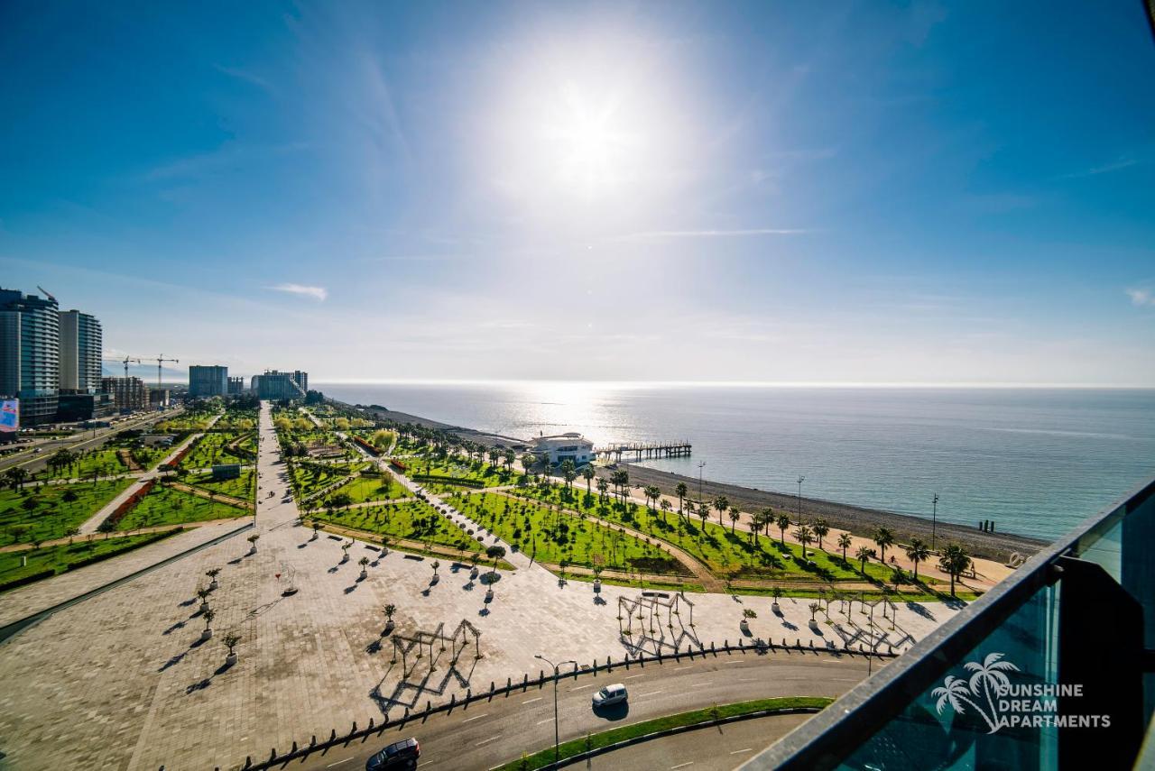 Sunshine Apartments Orbi Beach Tower Batumi Esterno foto