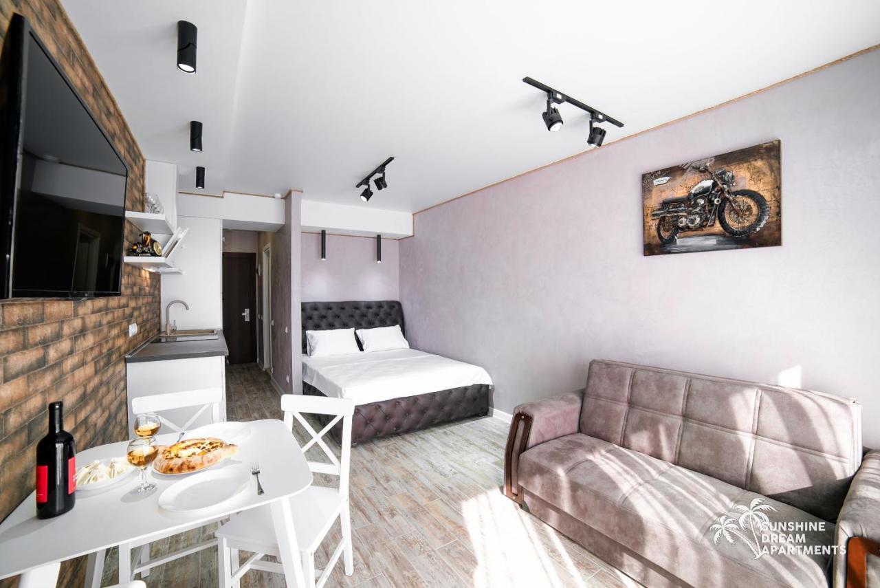 Sunshine Apartments Orbi Beach Tower Batumi Esterno foto